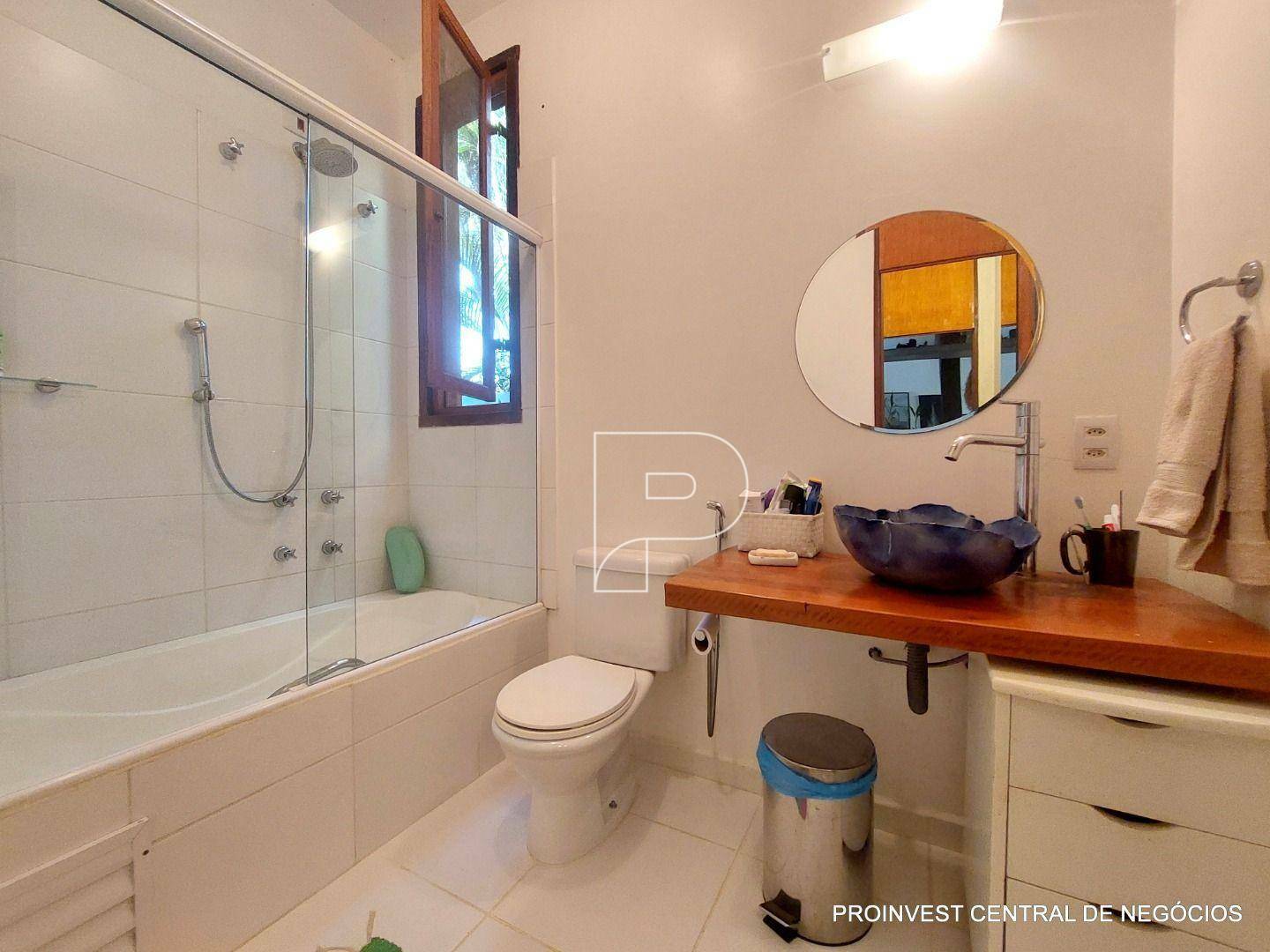 Casa de Condomínio à venda e aluguel com 3 quartos, 214m² - Foto 30