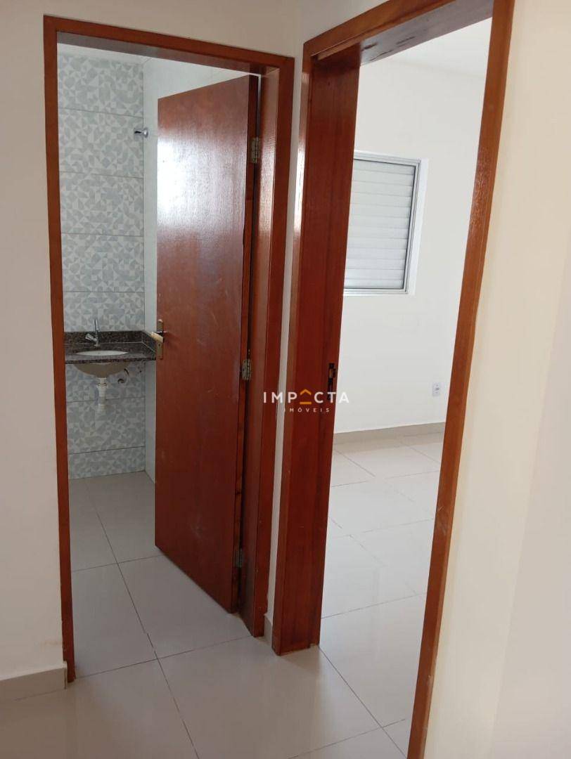 Apartamento para alugar com 2 quartos, 60m² - Foto 7