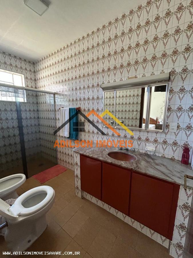 Casa à venda com 4 quartos, 340m² - Foto 11