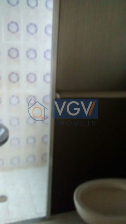 Apartamento à venda com 2 quartos, 60m² - Foto 11