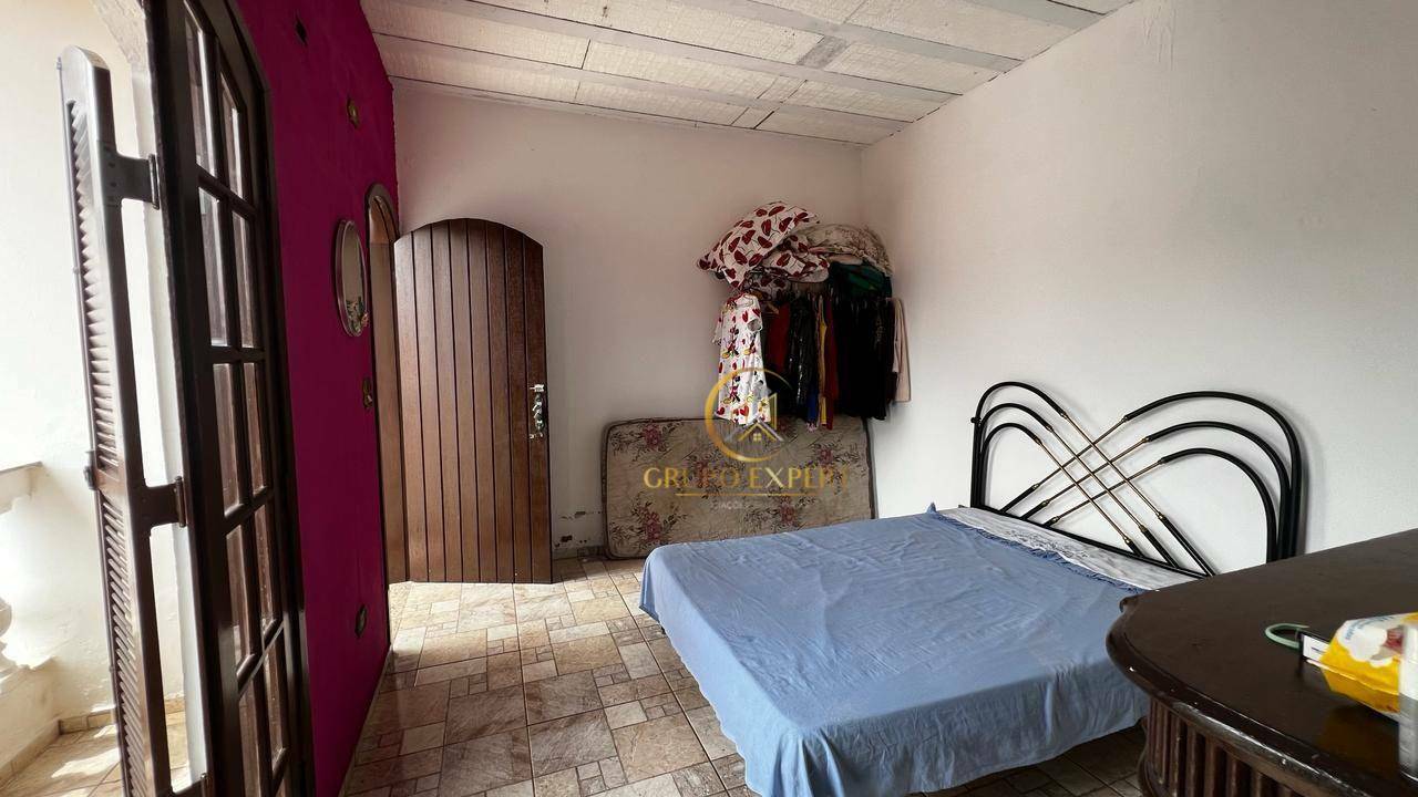 Casa à venda com 2 quartos, 80m² - Foto 11