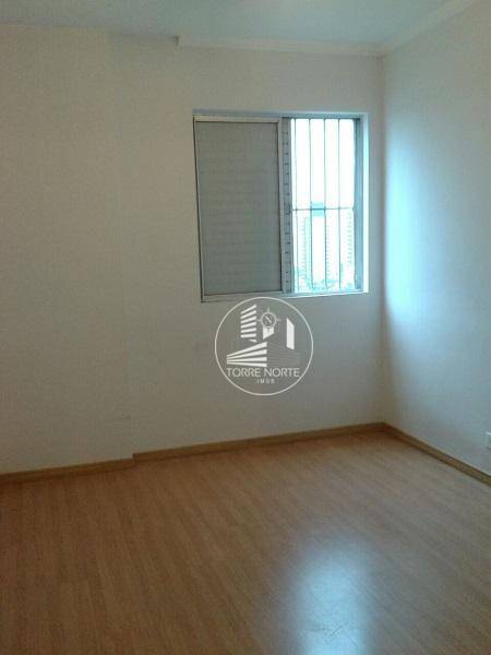 Apartamento à venda com 3 quartos, 68m² - Foto 3