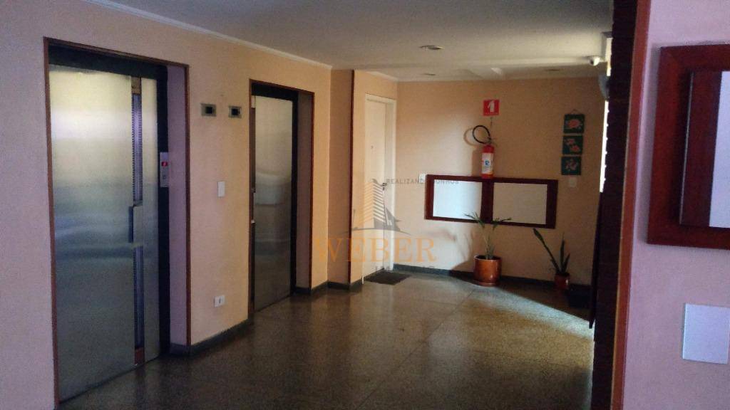 Apartamento à venda com 2 quartos, 55m² - Foto 32