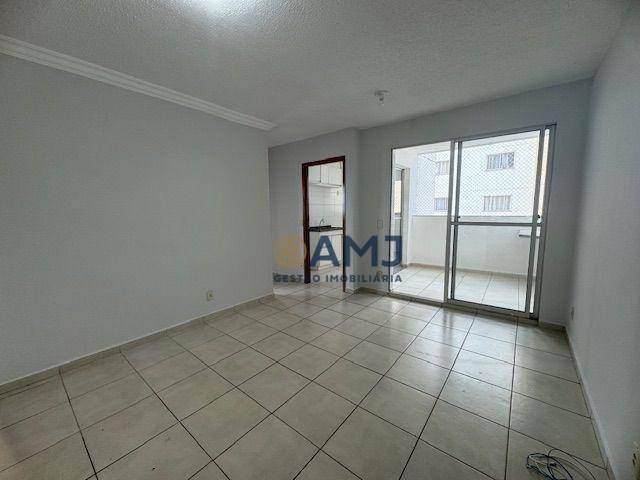 Apartamento à venda com 2 quartos, 62m² - Foto 4