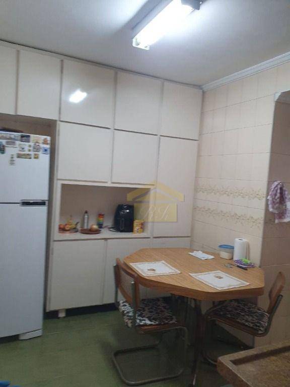 Apartamento à venda com 3 quartos, 110m² - Foto 7