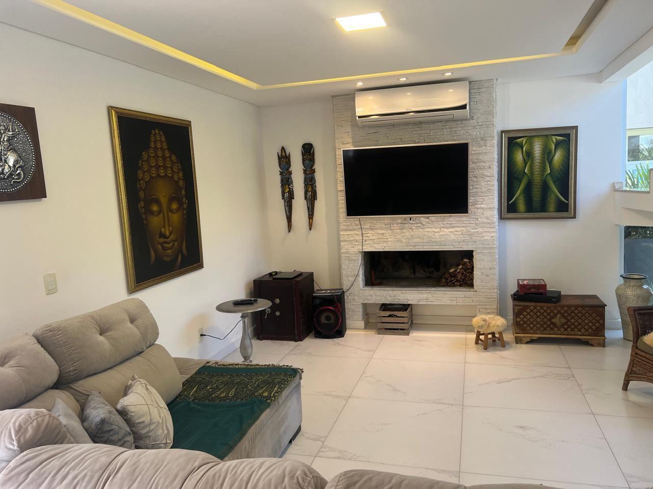 Casa de Condomínio para alugar com 3 quartos, 357m² - Foto 4