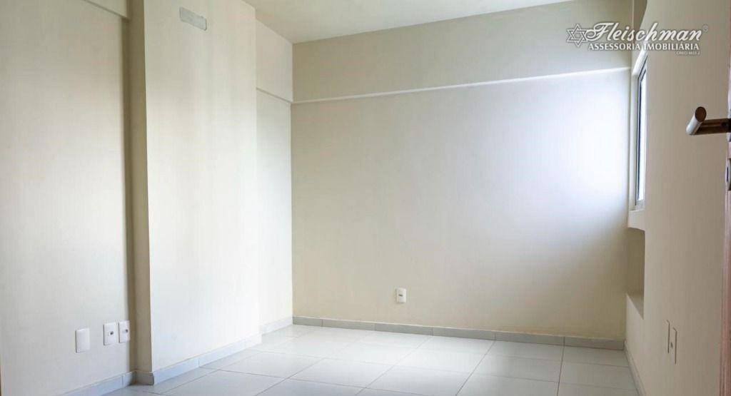 Apartamento à venda com 4 quartos, 143m² - Foto 13