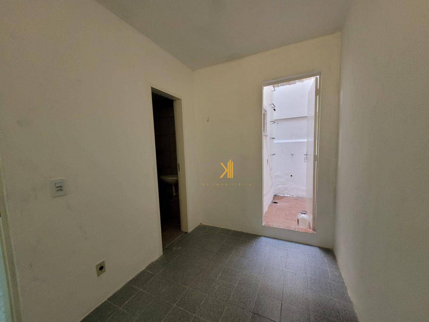 Apartamento à venda com 4 quartos, 103m² - Foto 11