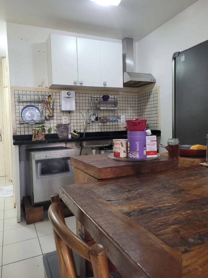 Apartamento à venda com 1 quarto, 40m² - Foto 9