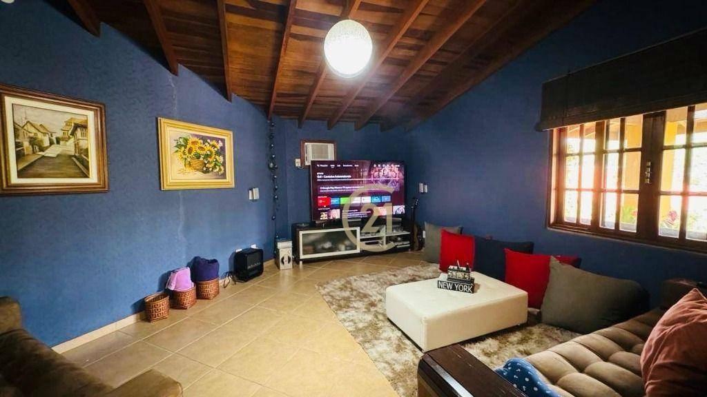 Chácara à venda com 3 quartos, 370m² - Foto 11