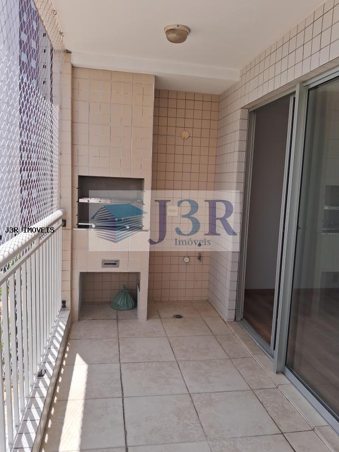 Apartamento para alugar com 3 quartos, 96m² - Foto 1