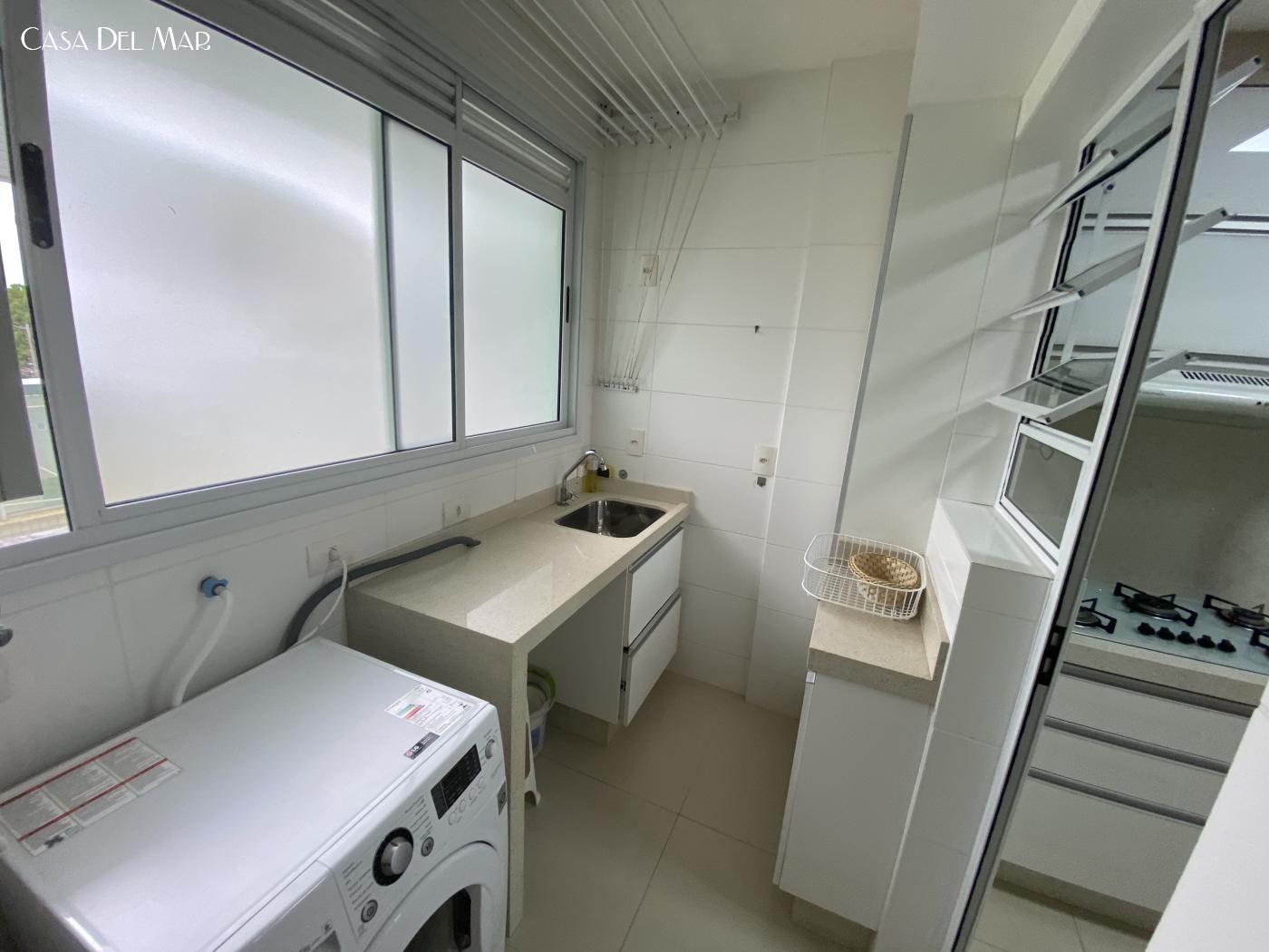 Apartamento à venda com 3 quartos, 135m² - Foto 19