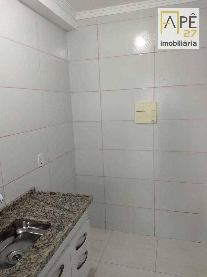 Apartamento à venda com 2 quartos, 47m² - Foto 4