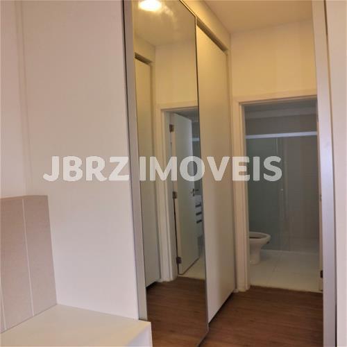 Apartamento à venda com 2 quartos, 82m² - Foto 3