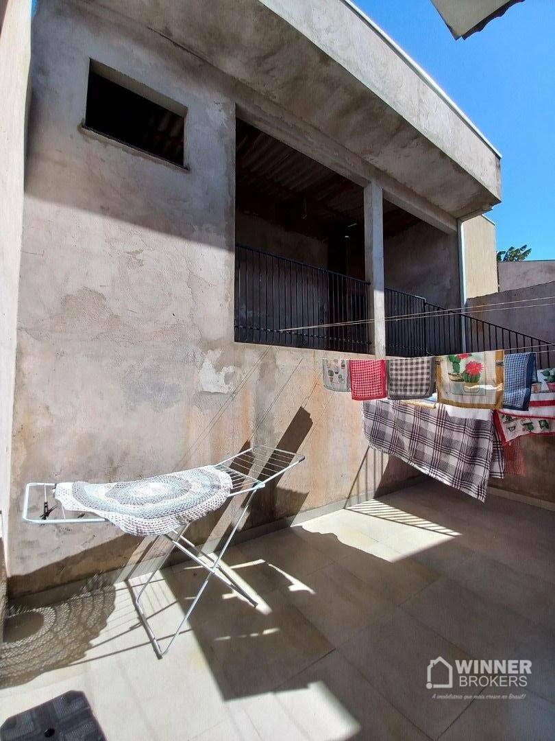 Casa à venda com 2 quartos, 76m² - Foto 11