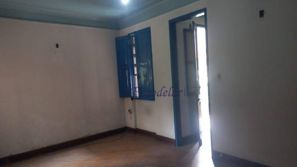 Casa à venda com 4 quartos, 240m² - Foto 20