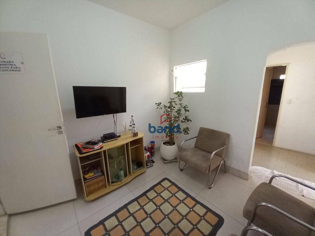 Casa à venda com 3 quartos, 168m² - Foto 14