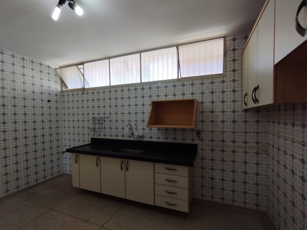 Casa à venda com 3 quartos, 290m² - Foto 27