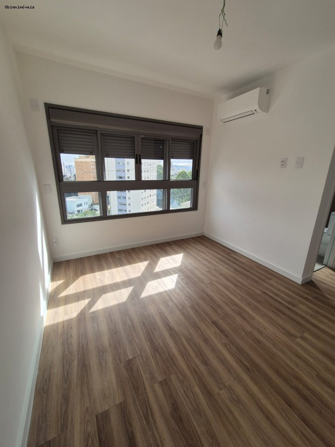 Apartamento à venda com 3 quartos, 139m² - Foto 4