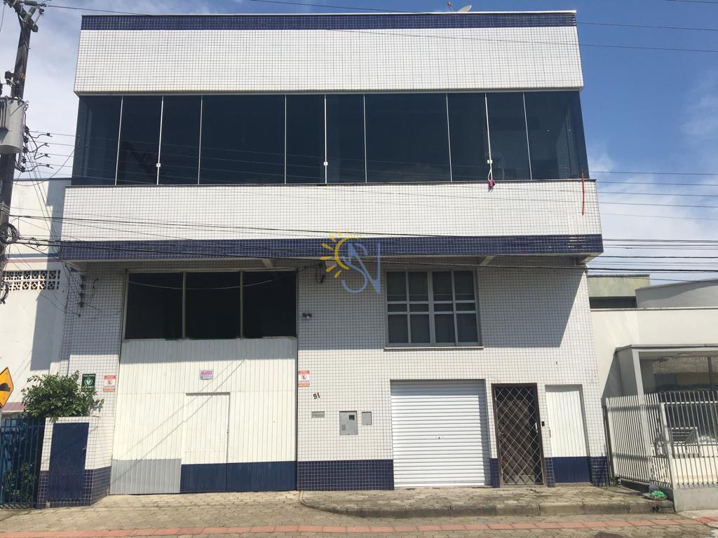 Depósito-Galpão-Armazém para alugar, 640m² - Foto 1