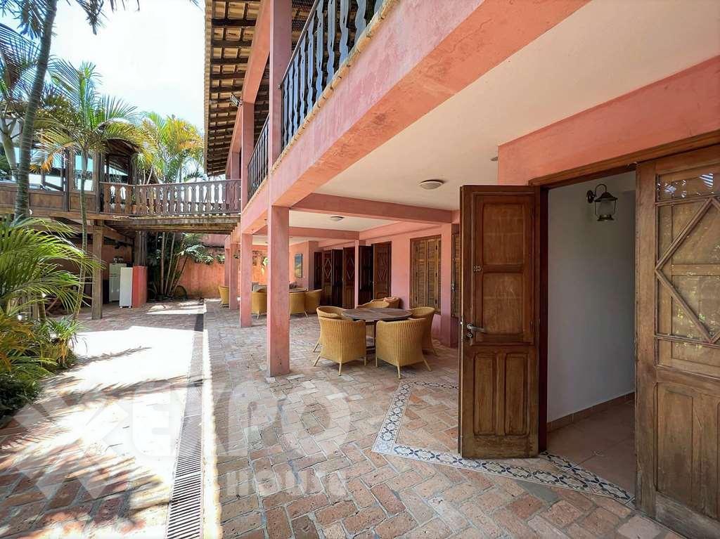 Casa de Condomínio à venda com 4 quartos, 681m² - Foto 47