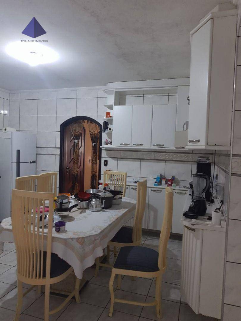 Sobrado à venda com 3 quartos, 200M2 - Foto 11