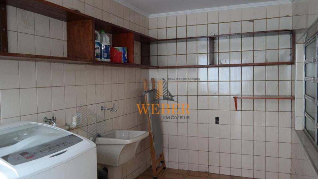 Sobrado à venda com 3 quartos, 348m² - Foto 42