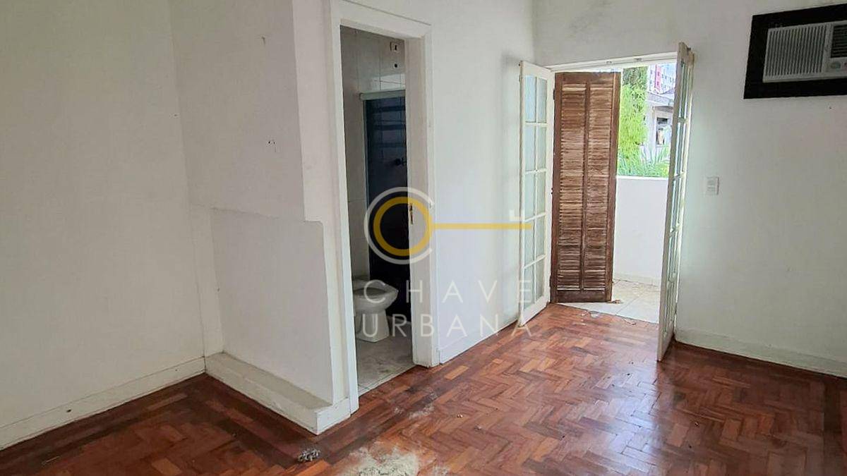 Casa de Condomínio à venda e aluguel com 4 quartos, 316m² - Foto 18