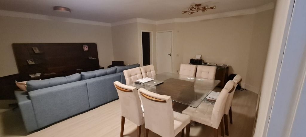 Apartamento à venda com 3 quartos, 128m² - Foto 2