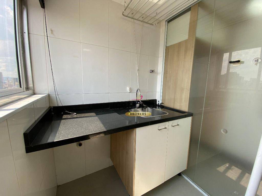 Apartamento para alugar com 2 quartos, 56m² - Foto 11