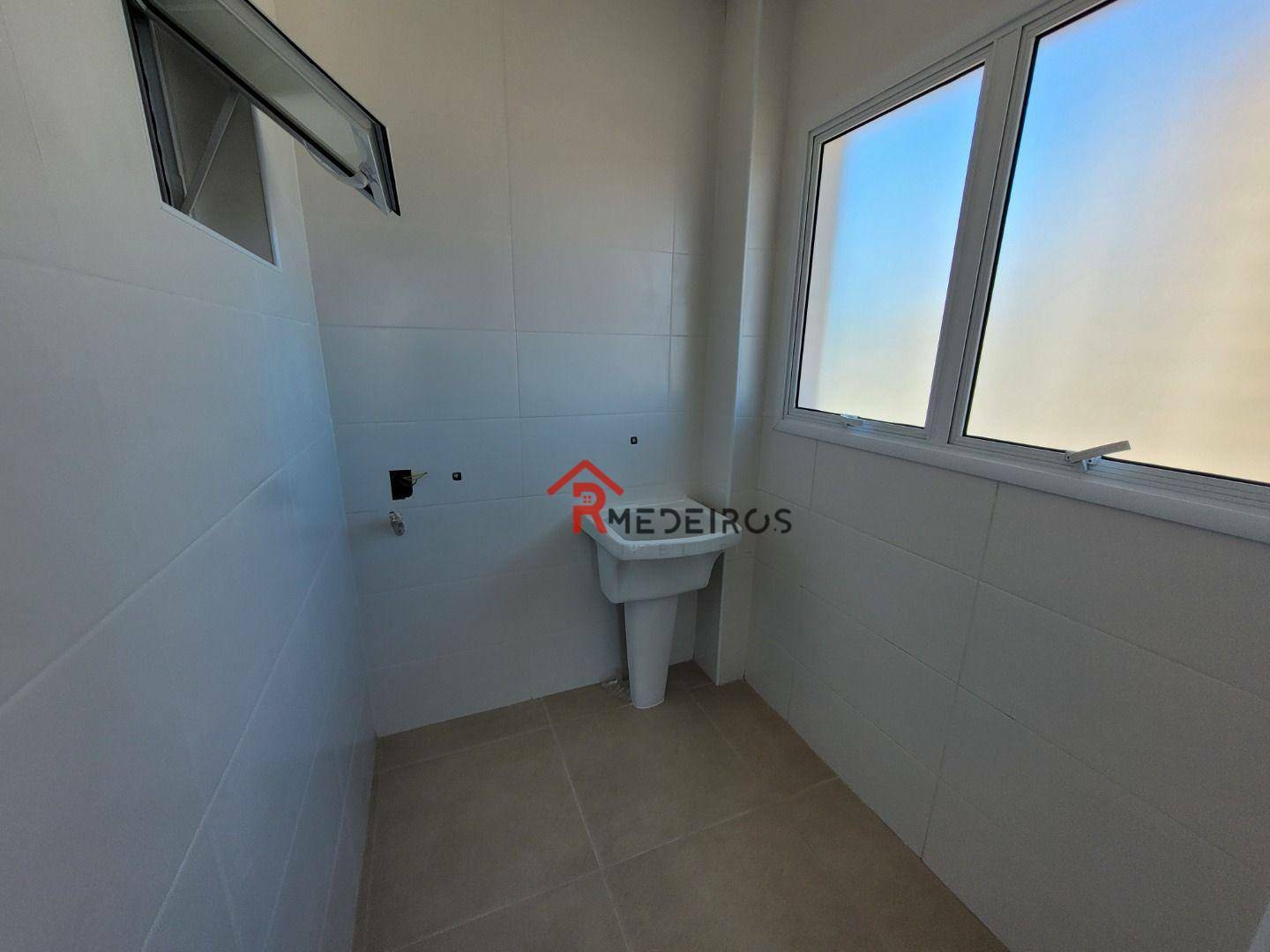 Apartamento à venda com 2 quartos, 95m² - Foto 7