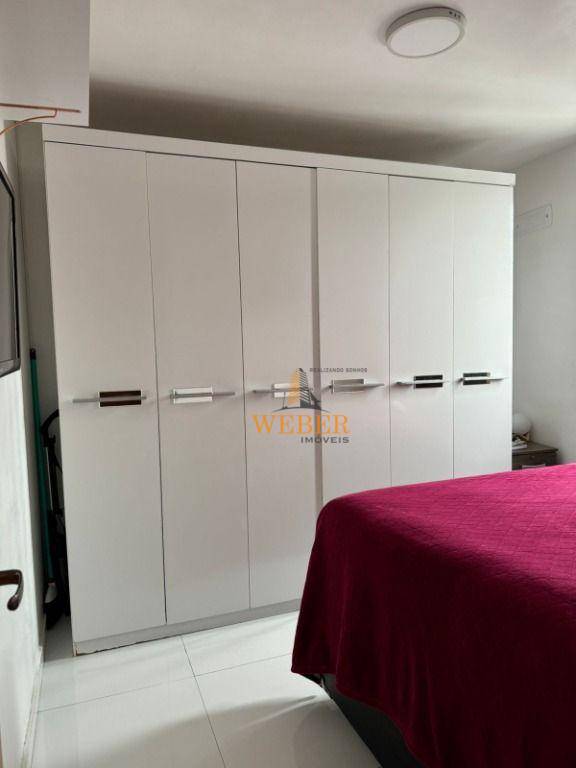 Apartamento à venda com 2 quartos, 40m² - Foto 15