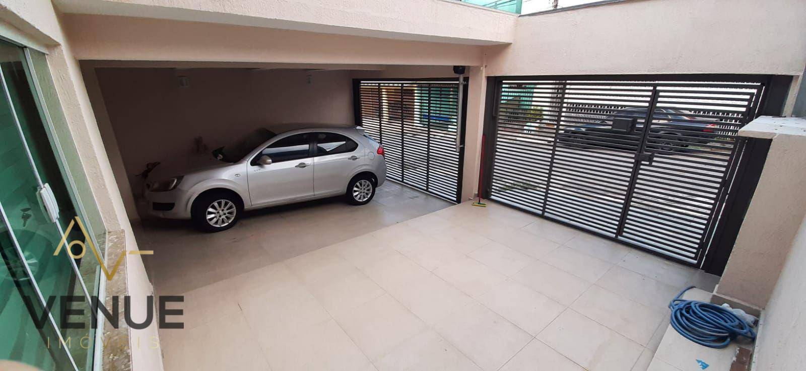 Sobrado à venda com 3 quartos, 340m² - Foto 2