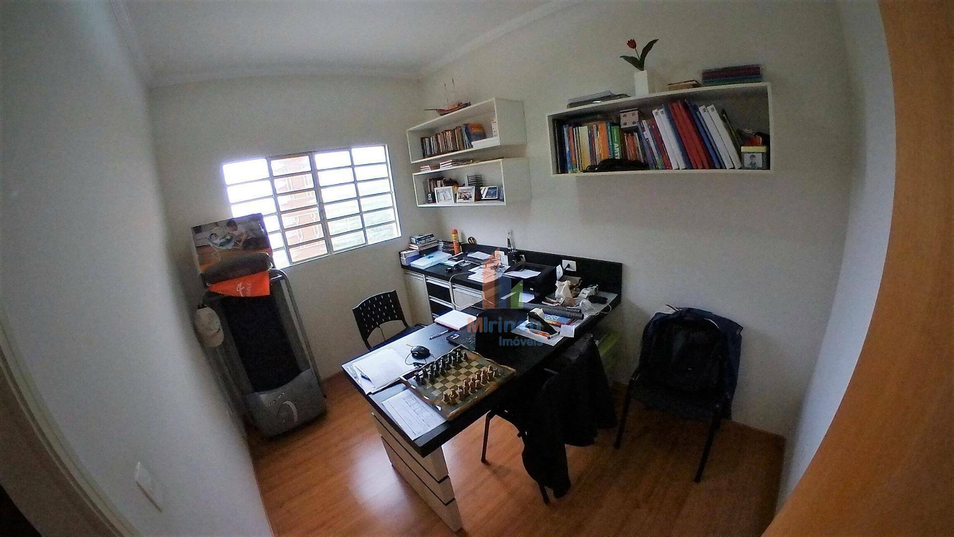 Casa à venda com 3 quartos, 243m² - Foto 19