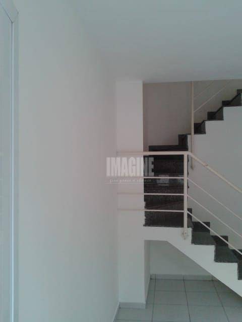 Sobrado à venda com 2 quartos, 67m² - Foto 2