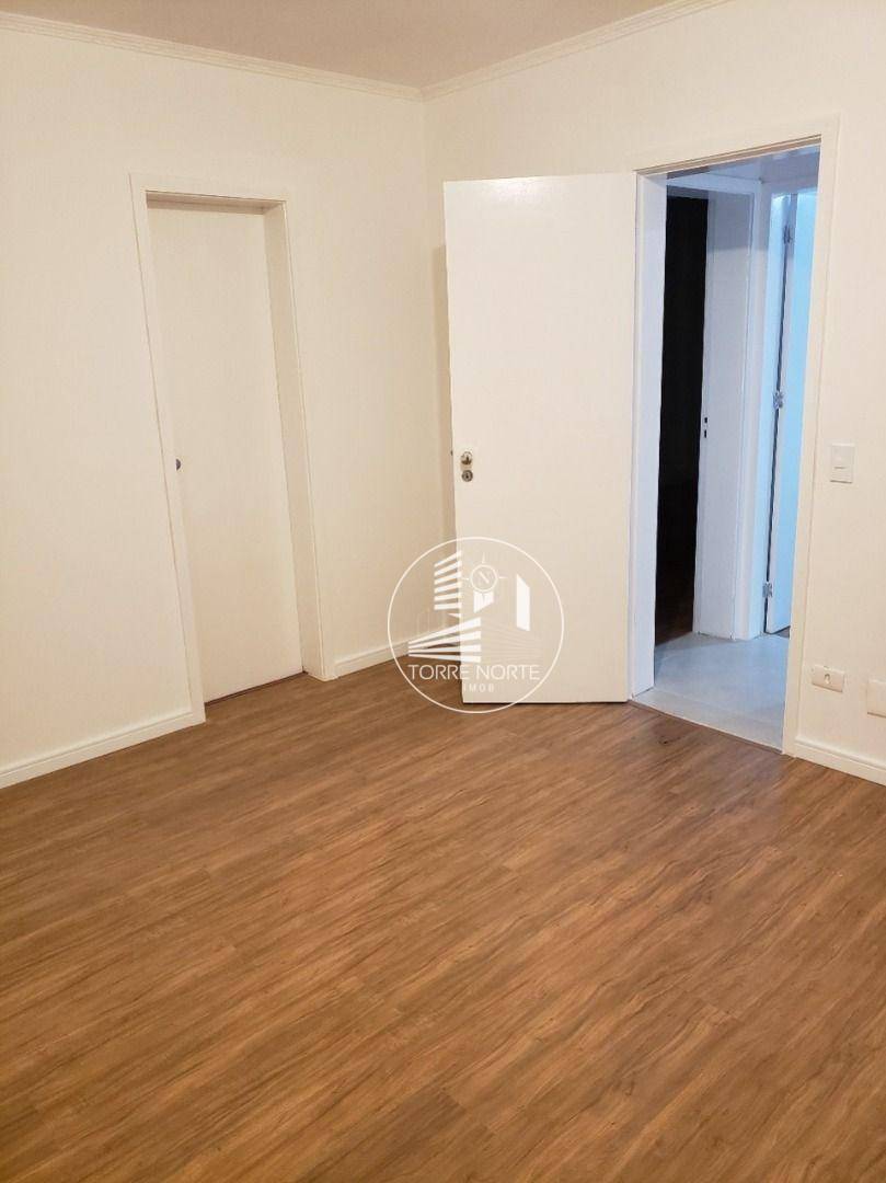 Apartamento à venda com 3 quartos, 155m² - Foto 3