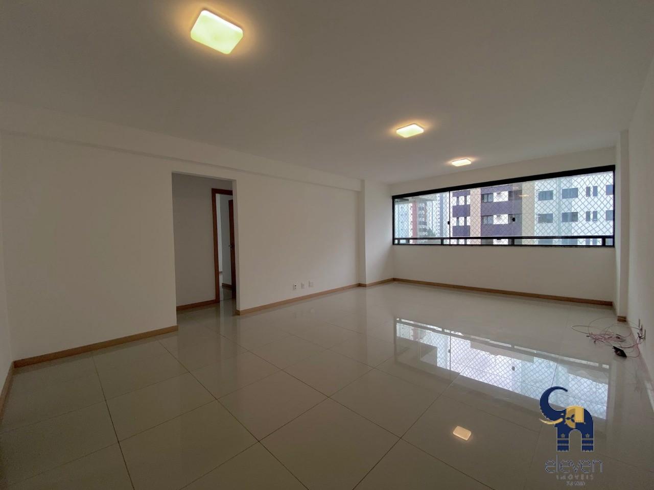 Apartamento à venda com 3 quartos, 123m² - Foto 1