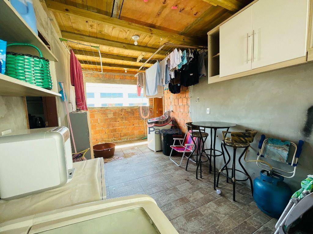 Casa à venda com 4 quartos, 286m² - Foto 10