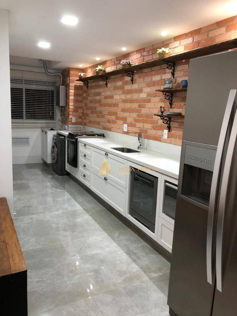 Apartamento à venda com 3 quartos, 117m² - Foto 1