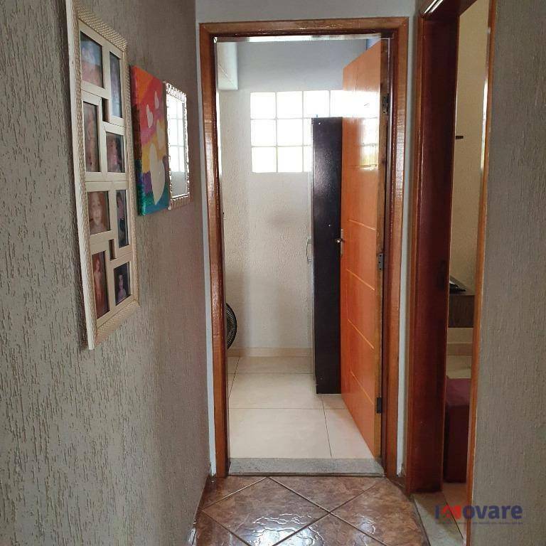 Casa à venda com 3 quartos, 160m² - Foto 7