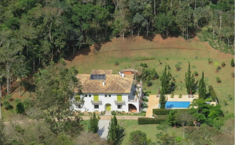 Fazenda à venda com 6 quartos, 532400m² - Foto 1