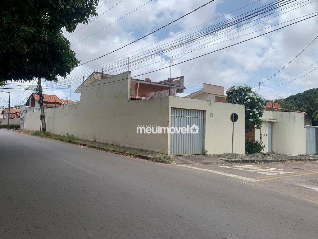 Casa para alugar com 3 quartos, 600m² - Foto 11