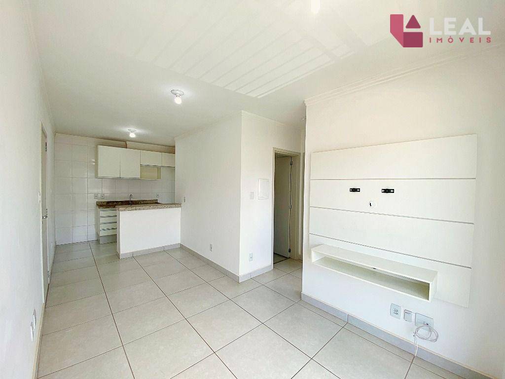 Apartamento para alugar com 2 quartos, 56m² - Foto 5