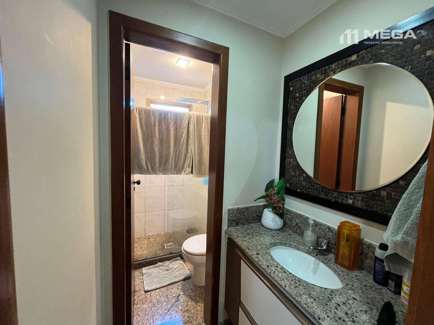 Apartamento à venda com 4 quartos, 180m² - Foto 9