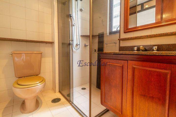 Apartamento à venda com 3 quartos, 184m² - Foto 37