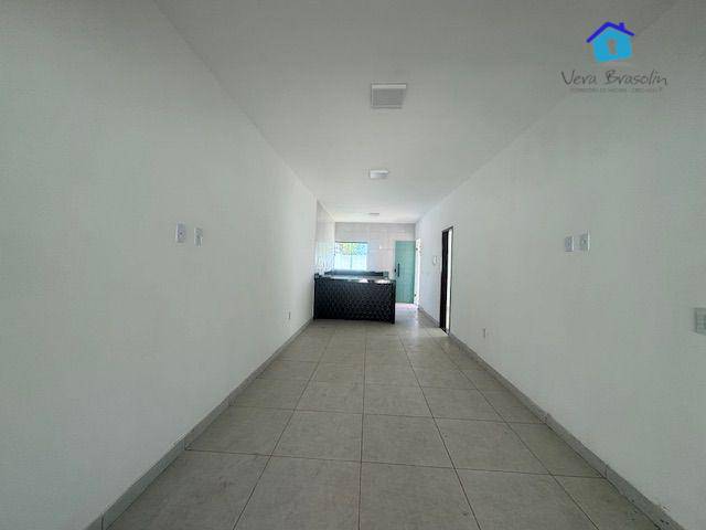 Casa à venda com 3 quartos, 90m² - Foto 5