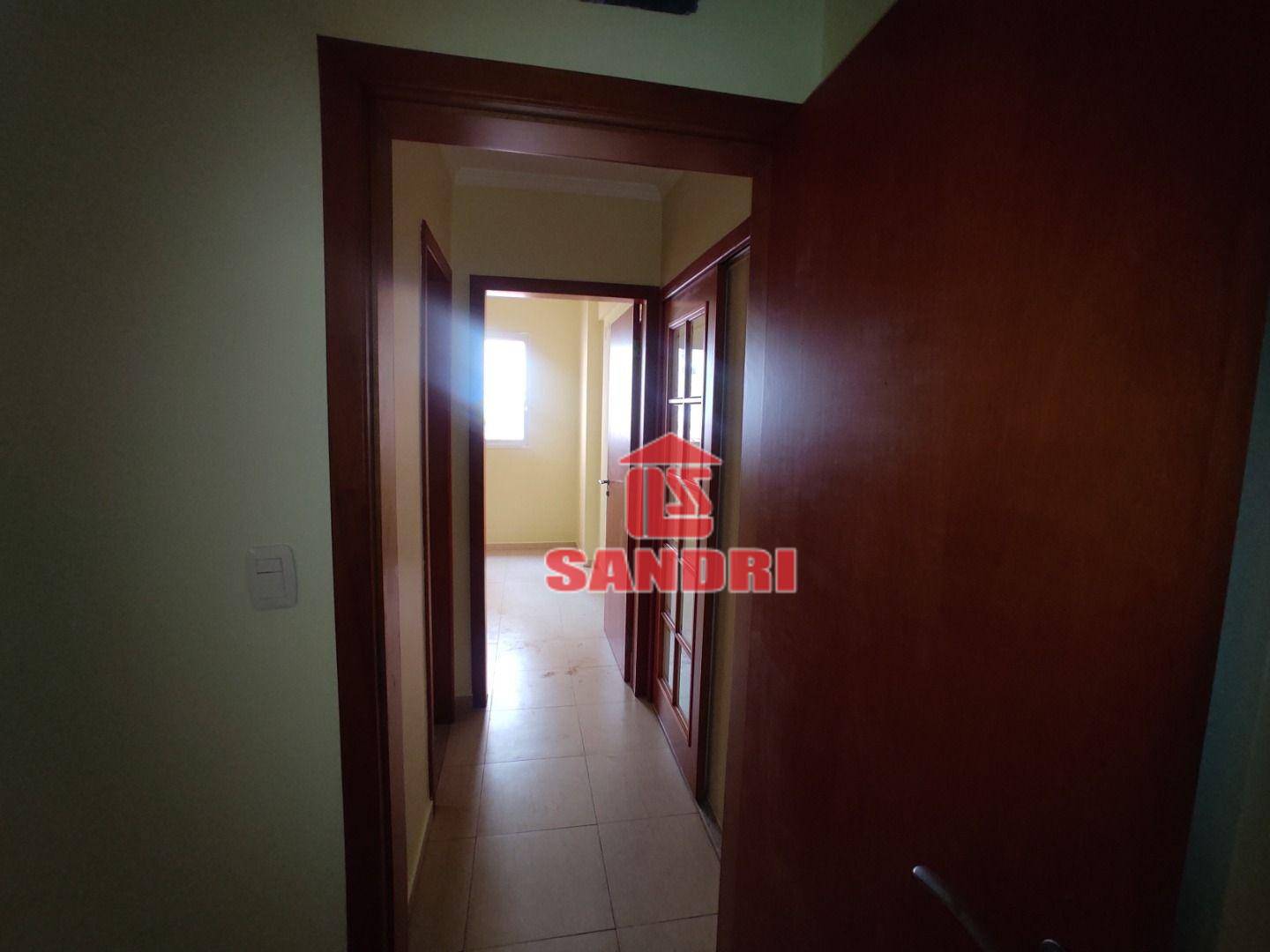 Apartamento à venda com 2 quartos, 70m² - Foto 18