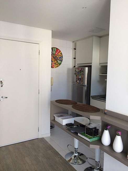 Apartamento à venda com 1 quarto, 40m² - Foto 7