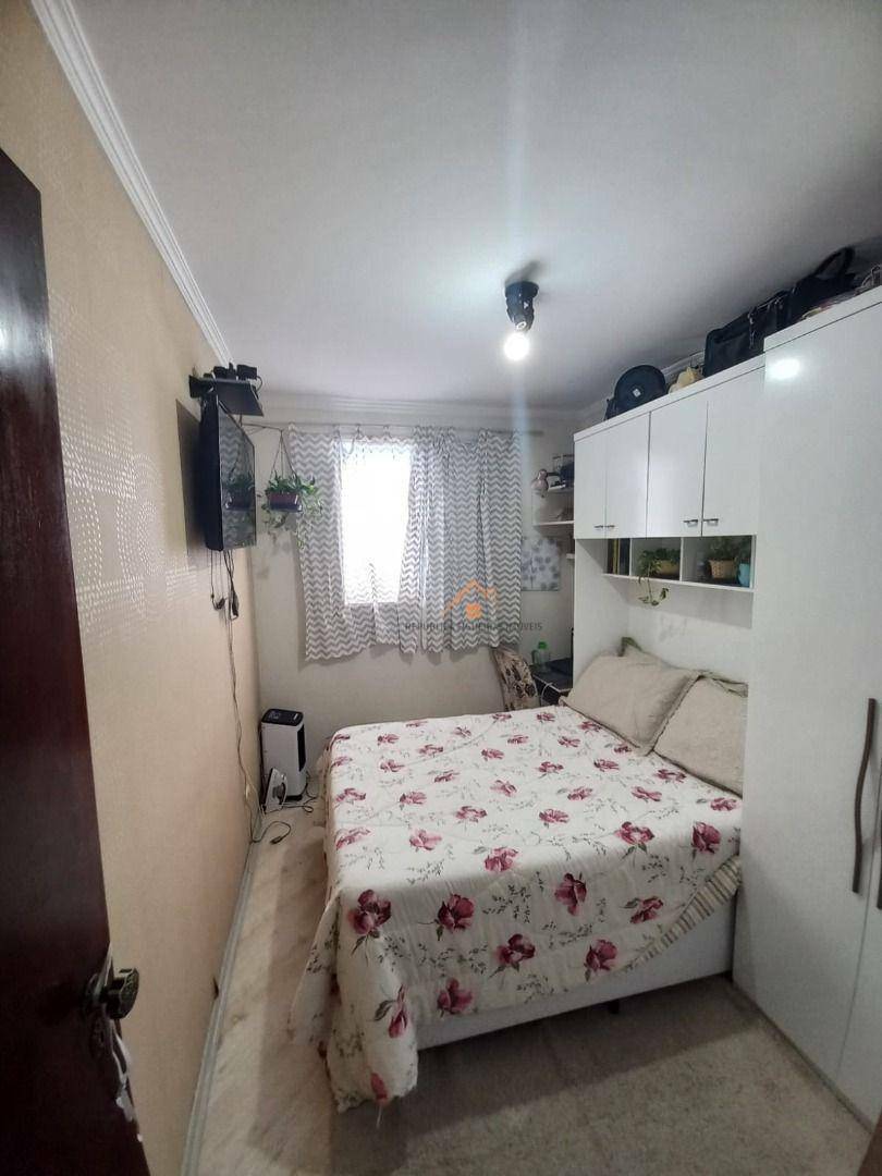 Apartamento à venda com 3 quartos, 69m² - Foto 13