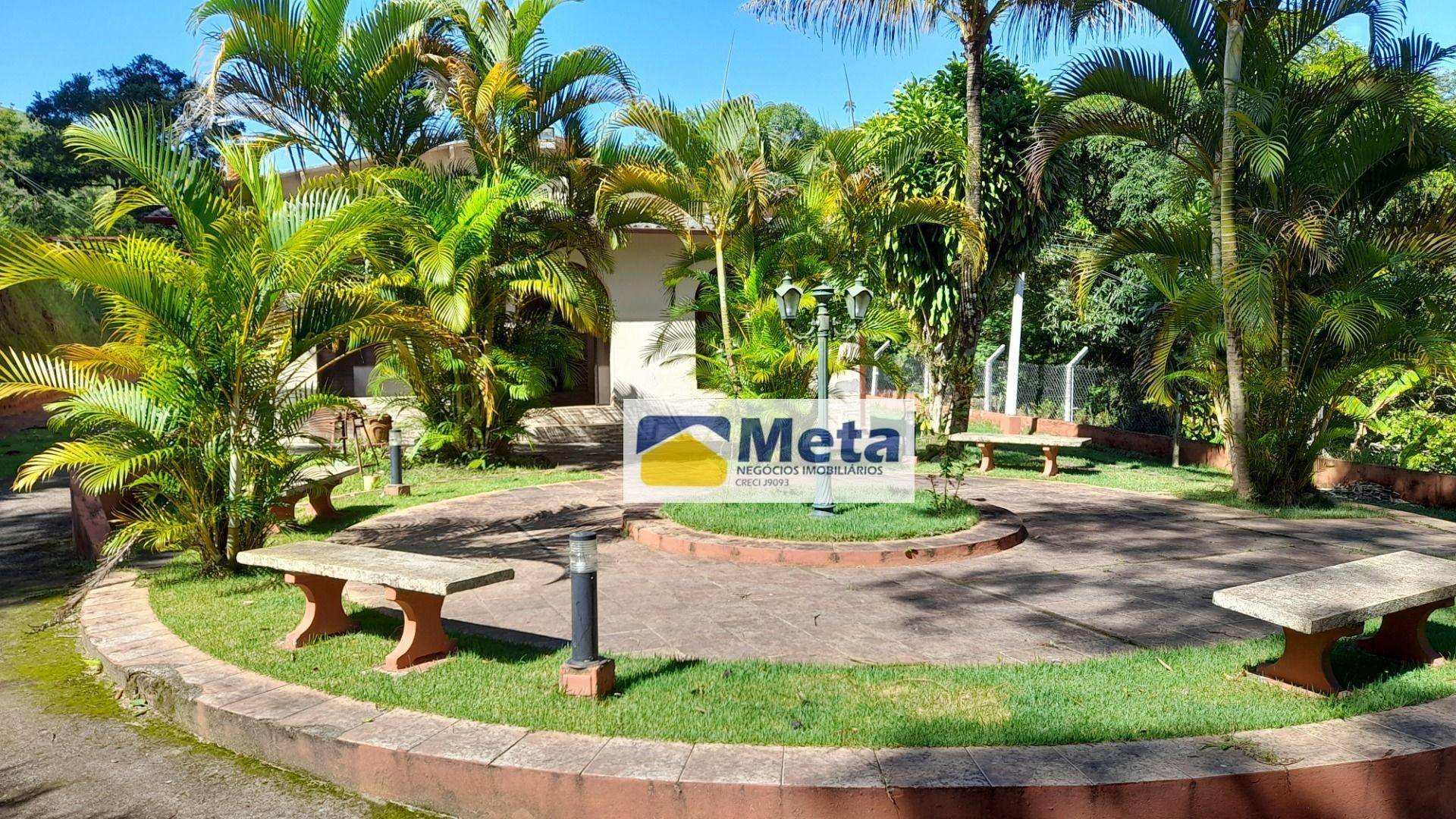 Sítio à venda com 5 quartos, 500m² - Foto 1